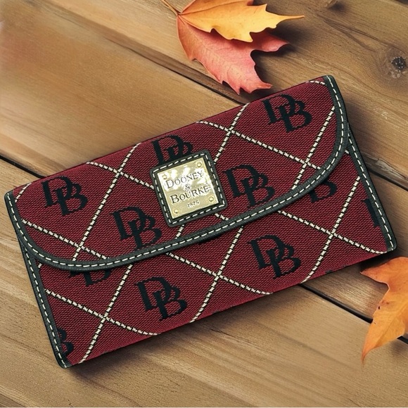 Vintage Dooney & Bourke Burgundy DB Logo Trifold Wallet - Picture 1 of 13